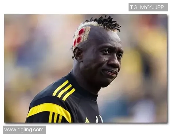 足球明星发型大比拼哪种造型最能展现他们的个性与魅力 足球明星发型大比拼哪种造型最能展现他们的个性与魅力