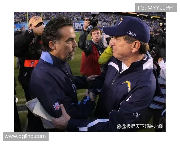 足球明星在球场上激烈冲突引发热议视频曝光引发球迷关注与讨论 足球明星在球场上激烈冲突引发热议视频曝光引发球迷关注与讨论