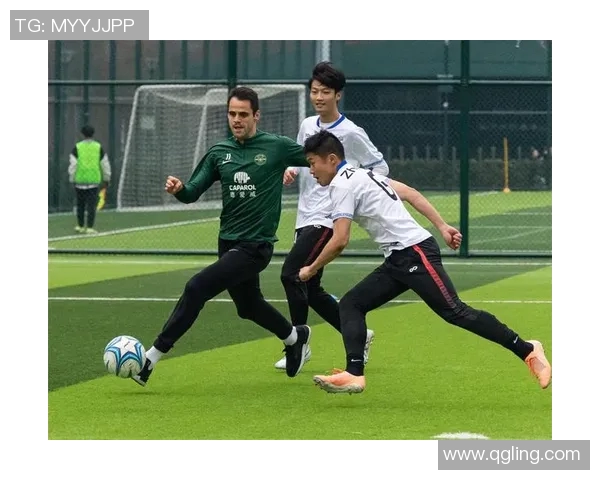 足球明星绿色发型男的时尚魅力与个性表达探索之旅 足球明星绿色发型男的时尚魅力与个性表达探索之旅